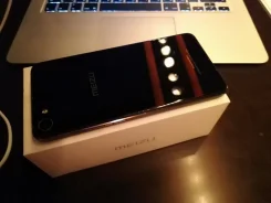Meizu U10. �/�, ������, 3G, 4G LTE, Dual-SIM ����