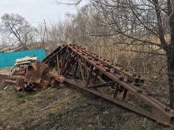 Продам металлоконструкции (фермы) 12 метров с опорами.