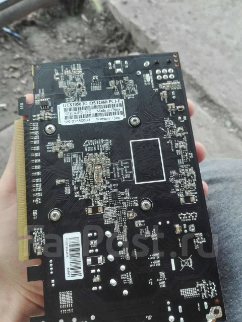 GeForce GTX 1050 ����