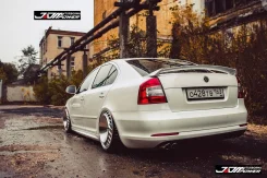 Messer ME03-3. 8.0/9.0x18", 5x120, ET35/40, �� 72,6���. ����