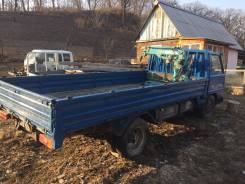 Mazda Titan. Мазда титан, 3 500 куб. см., 3 000 кг.