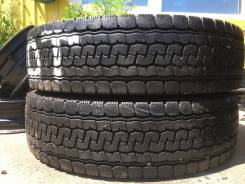 Bridgestone M890. Всесезонные, 2011 год, 5 %, 2 шт