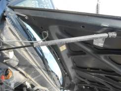 Амортизатор капота. Toyota Tundra, UCK30 Двигатель 2UZFE