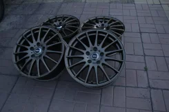Hot Stuff Cross Speed Premium-15. 7.0x17", 5x114.3, ET48, �� 73,1���. ����
