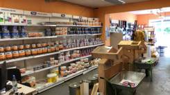 Продается строительный магазин 140кв. м+10сот земли