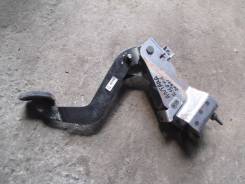 Педаль сцепления. Opel Antara Двигатели: A22DM, A24XE, A24XF, A30XF, A30XH, B20DTH, Z20DM, Z20DMH, Z24XE, Z32SE