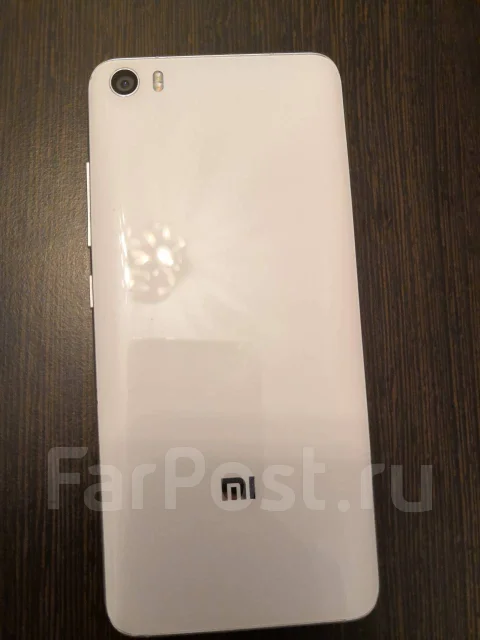 Xiaomi Mi5. �/�, �����, 4G LTE, Dual-SIM ����