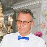 Специалист отдела снабжения. Высшее образование, опыт работы 12 лет