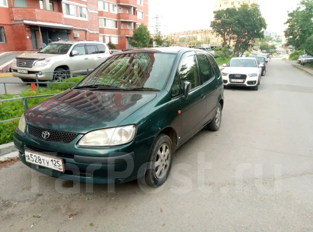 Toyota Corolla Spacio. �������, ��������, 1.6 (110��.�.), ������, 260 000����. �� ����