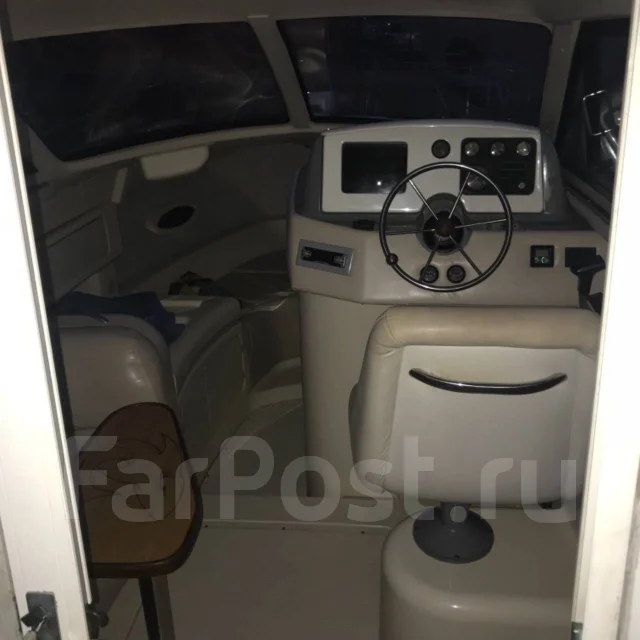 Yamaha FR-28. 1996 ���, ����� 9,6��., ��������� ������������, 200��.�., ������ ����