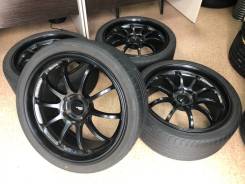 Advan Racing RS-D. 8.5x19", 5x114.30, ET45, ЦО 73,1 мм.