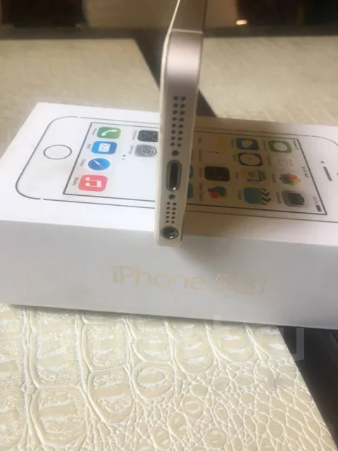 Apple iPhone 5s. �/�, 32 ��, ������� ����
