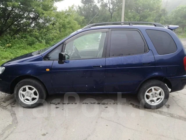 Toyota Corolla Spacio. �������, 4wd, 1.5 (90��.�.), ������, 177����. �� ����