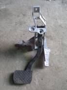 Педаль тормоза. Volkswagen Passat, 3B2, 3B3, 3B5, 3B6 Audi: A6 allroad quattro, S6, A4, A6, S4, RS4 Skoda Superb Двигатели: 1Z, ACK, ADP, ADR, AEB, AE...