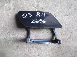 Крышка форсунки омывателя фар. Audi Q5, 8RB Двигатели: AAH, CDUC, CDUD, CGLC, CGLD, CGQB, CHJA, CJCA, CJCB, CJCD, CMGB, CNCB, CNCD, CNCE, CNHA, CNHC...