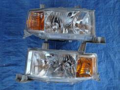 Фара. Toyota bB, NCP30, NCP31, NCP35