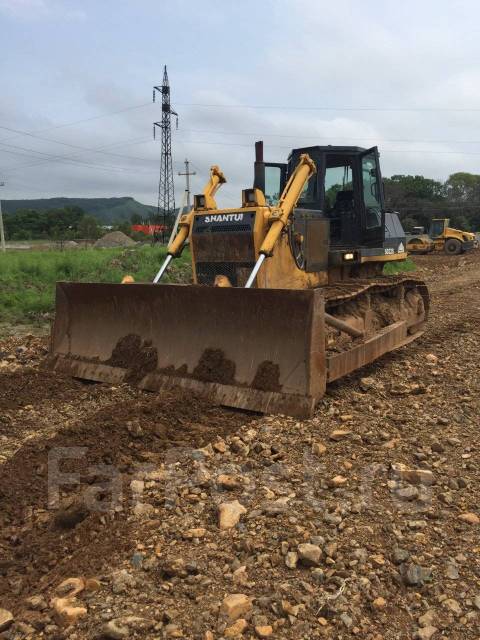 Услуги бульдозера и экскаваторов - Спецтехника во Владивостоке