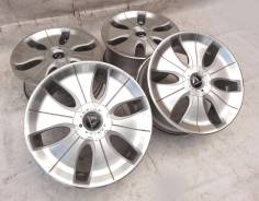 Диски Arrius 18 диаметр - литье / 8J /ET45/ 5x114.3. 8.0x18", 5x114.30, ET45, ЦО 73,1 мм.