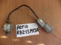 Датчик детонации. Suzuki: Carry Truck, Wagon R Wide, Cervo, Ignis, Lapin, Swift, SX4, Wagon R Plus, Kei, MR, Alto, Wagon R Solio, Escudo, Every, Liana...