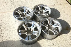 Kosei Defender-T. x18", 6x139.7, �� 108,1���. ����