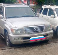 Накладка на фару. Toyota Land Cruiser Cygnus, UZJ100W Lexus LX470, UZJ100 Двигатель 2UZFE