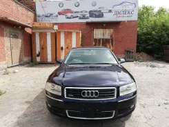 Audi A8. WAUZZZ4EX4N016462 ����