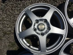 MTT Racing. 5.0x15", 5x114.3, ET50 ����