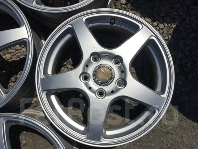 MTT Racing. 5.0x15", 5x114.3, ET50 ����