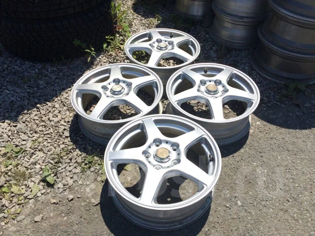 MTT Racing. 5.0x15", 5x114.3, ET50 ����