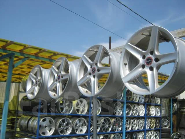 Speedline. 8.0/9.0x17", 5x114.3, ET35/35 ����