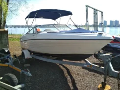 Four Winns Horizon. 2001 ���, ����� 6��., ��������� ���������, 150��.�., ������ ����