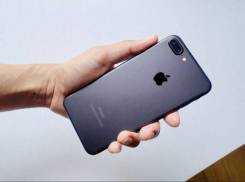 Apple iPhone 7 Plus. Б/у, 32 Гб, Черный