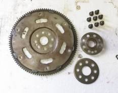 Маховик. Suzuki: Wagon R Solio, Liana, Wagon R Wide, Jimny, Ignis, Swift, Aerio, Kei, SX4, Wagon R Plus Двигатели: M16A, M18A, D13A, K12B, K14B, M13A...