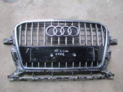 Решетка радиатора. Audi Q5, 8RB Двигатели: AAH, CAEB, CAGA, CAGB, CAHA, CAHB, CALB, CCWA, CCWB, CDNA, CDNB, CDNC, CGLA, CGLB, CHJA, CJCA, CJCB, CMGA
