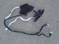 Датчик открытия двери, концевик двери. Nissan Liberty, RM12