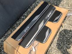 Порог пластиковый. Honda Fit, GK3, GK4, GK5, GK6, GP5, GP6. Под заказ