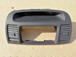 Консоль с часами. Toyota Camry, ACV30, ACV30L