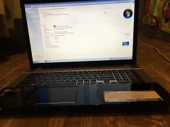 Acer Aspire V3-771G-53216G75Makk. 17.3", 2,5����, ��� 4 ��, ���� 750���, WiFi, Bluetooth, ����������� �� 3��. ����