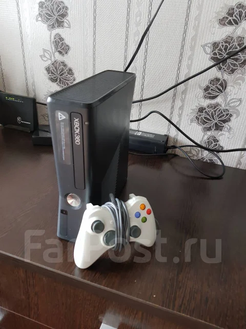 Microsoft Xbox 360 Slim ����