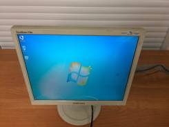 Samsung. 17", технология ЖК (LCD)