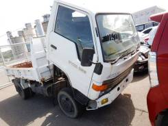 Toyota Dyna. Самосвал 4WD, мостовой, 4 балла. В наличии, 3 700 куб. см., 3 000 кг., 4x4