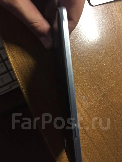 Samsung Galaxy J7. �/�, ������, 4G LTE ����