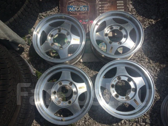 Rennen R5. 6.0x14", 6x139.7, ET30 ����