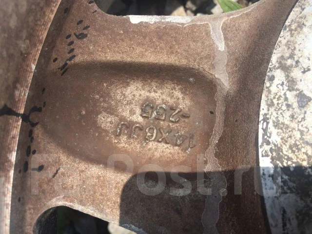 Rennen R5. 6.0x14", 6x139.7, ET30 ����