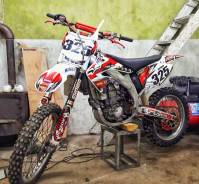 Honda CRF 450R. 450 куб. см., исправен, птс, с пробегом