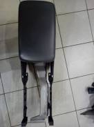 Подлокотник. Nissan Fuga, HY51, KNY51, KY51, Y51