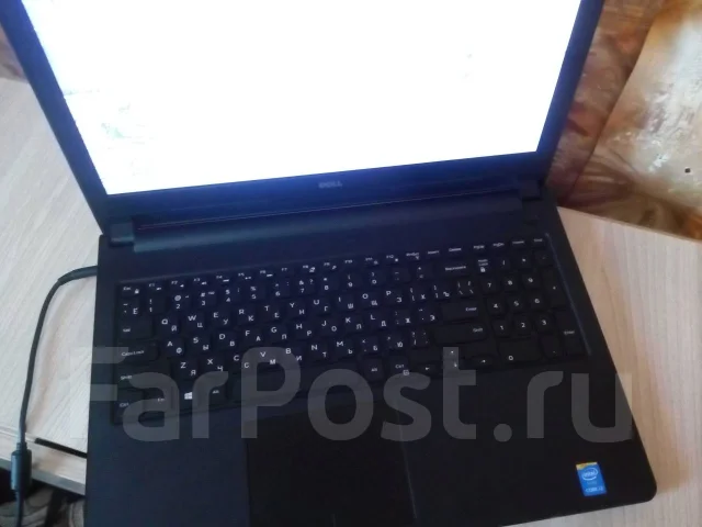 Dell Vostro. 15.6", 2����, ��� 4 ��, ���� 500���, WiFi: 1, Bluetooth: 1, ����������� �� 8��. ����