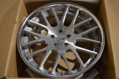 SSR Executor CV03. 9.5/10.5x20", 5x114.3, ET-10/-25. ��� ����� �� ������ ����