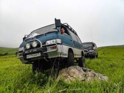 Mitsubishi Delica. С водителем