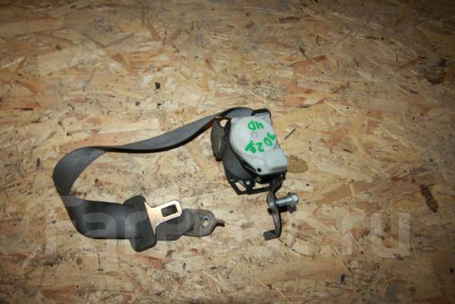 Хонда цивик ремень безопасности плохо возвращается - 80 фото